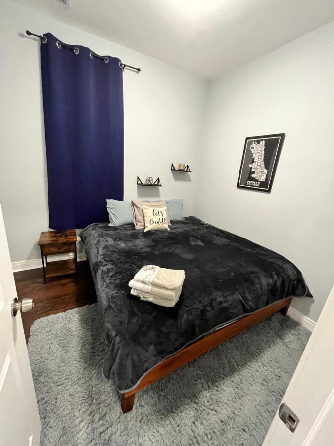 Lovely Logan Square 2-Bedroom In 시카고 외부 사진